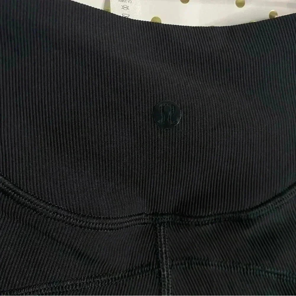 Lululemon Ribbed Contoured HR Short - Picture 6 of 7